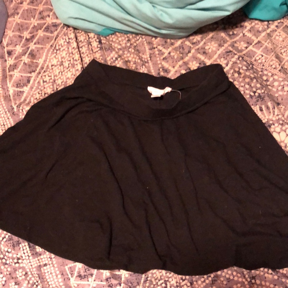 Black skater skirt